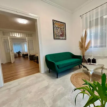 Apartment Ingrid Vendeghaz Gyula